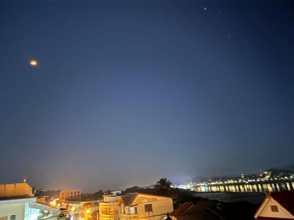 Thaveesinh Hotel Ban Houayxay Exteriér fotografie